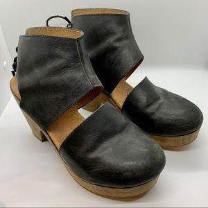 Free People Clogs